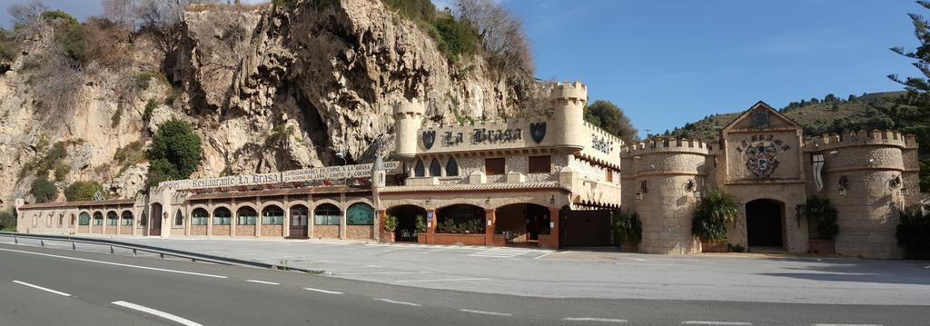 Hotel La Brasa Vélez de Benaudalla 외부 사진